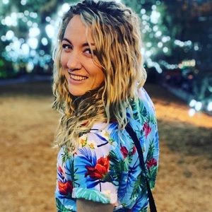 Meet your Posher, Lizzie